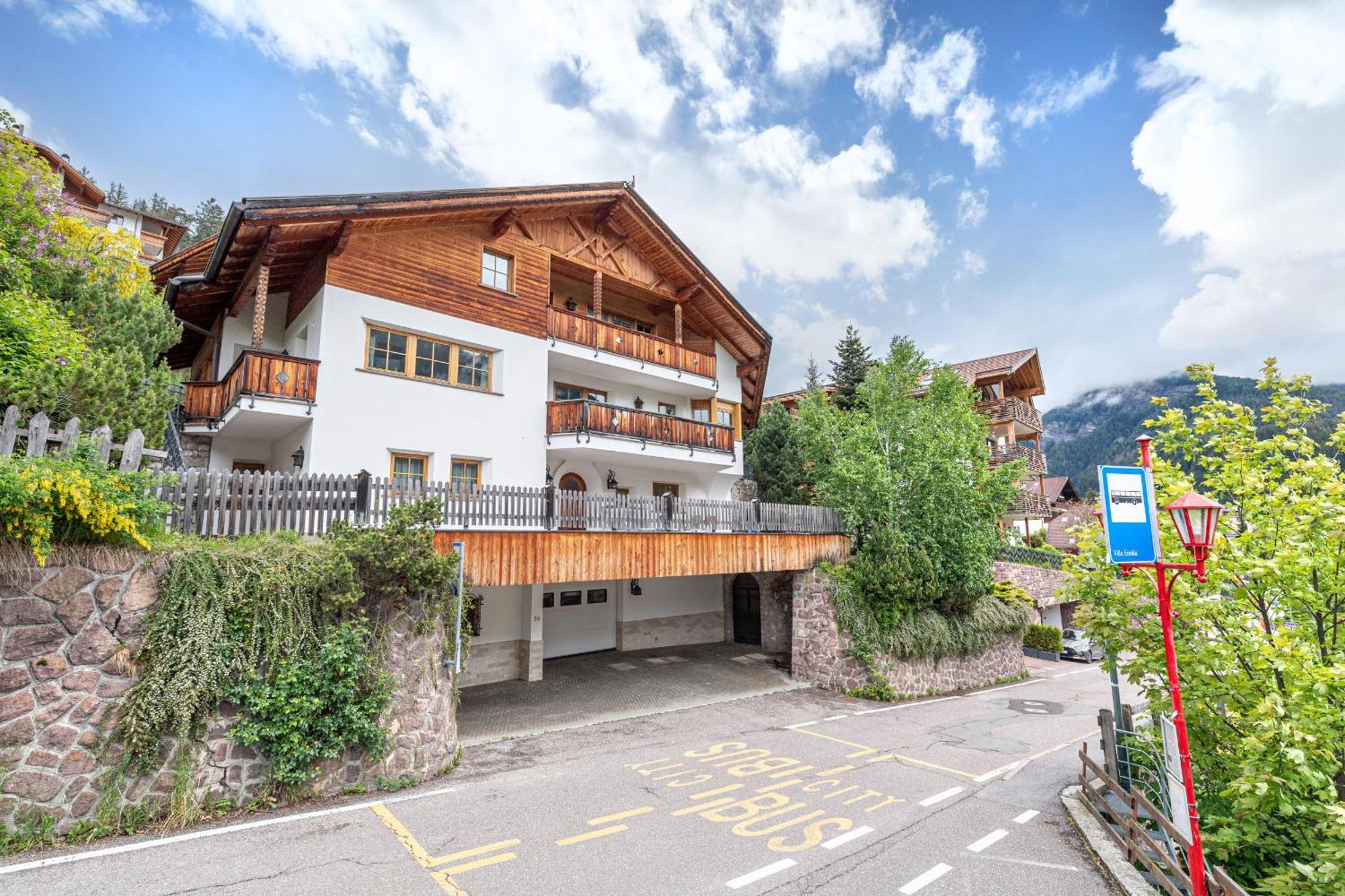 Panoramic Apartment 24 Ortisei Exteriör bild